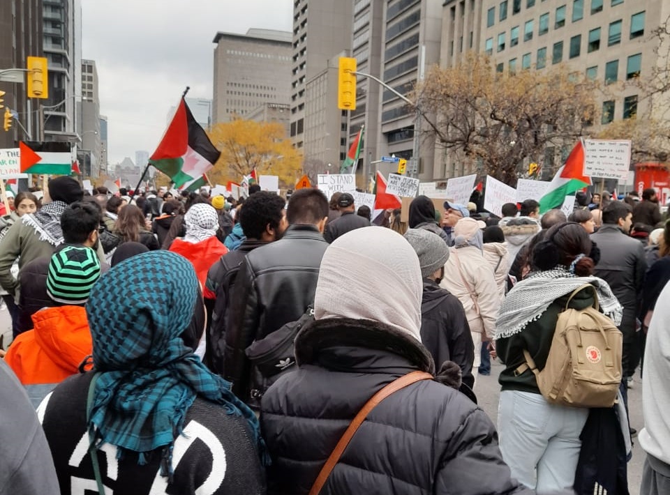 تظاهرة في كندا دعما لغزة وتنديداً بالعدوان على القطاع (4)